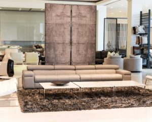 Lựa Chọn Nội Thất Kinh Doanh